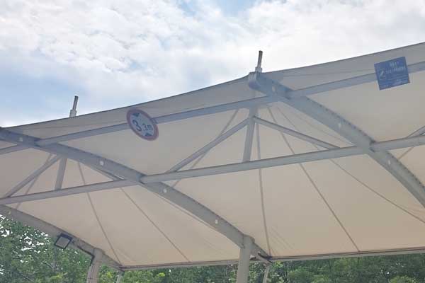 拉萨车棚膜结构